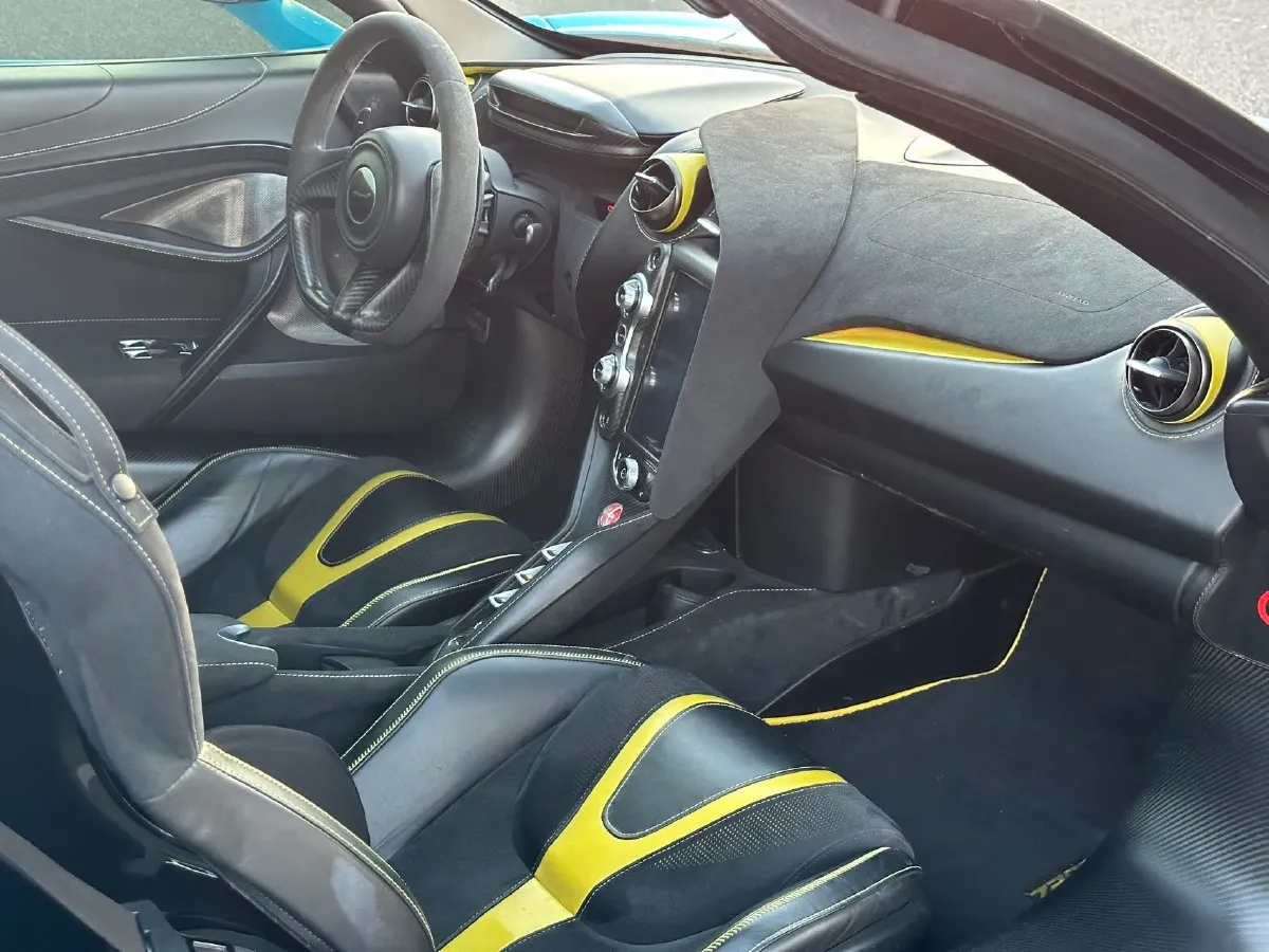 2017 McLaren 720S 4.0T 720HP V8 7DCT,autocango,china used car exporter,china ev exporter,chinese used car exporter,chinese used ev exporter