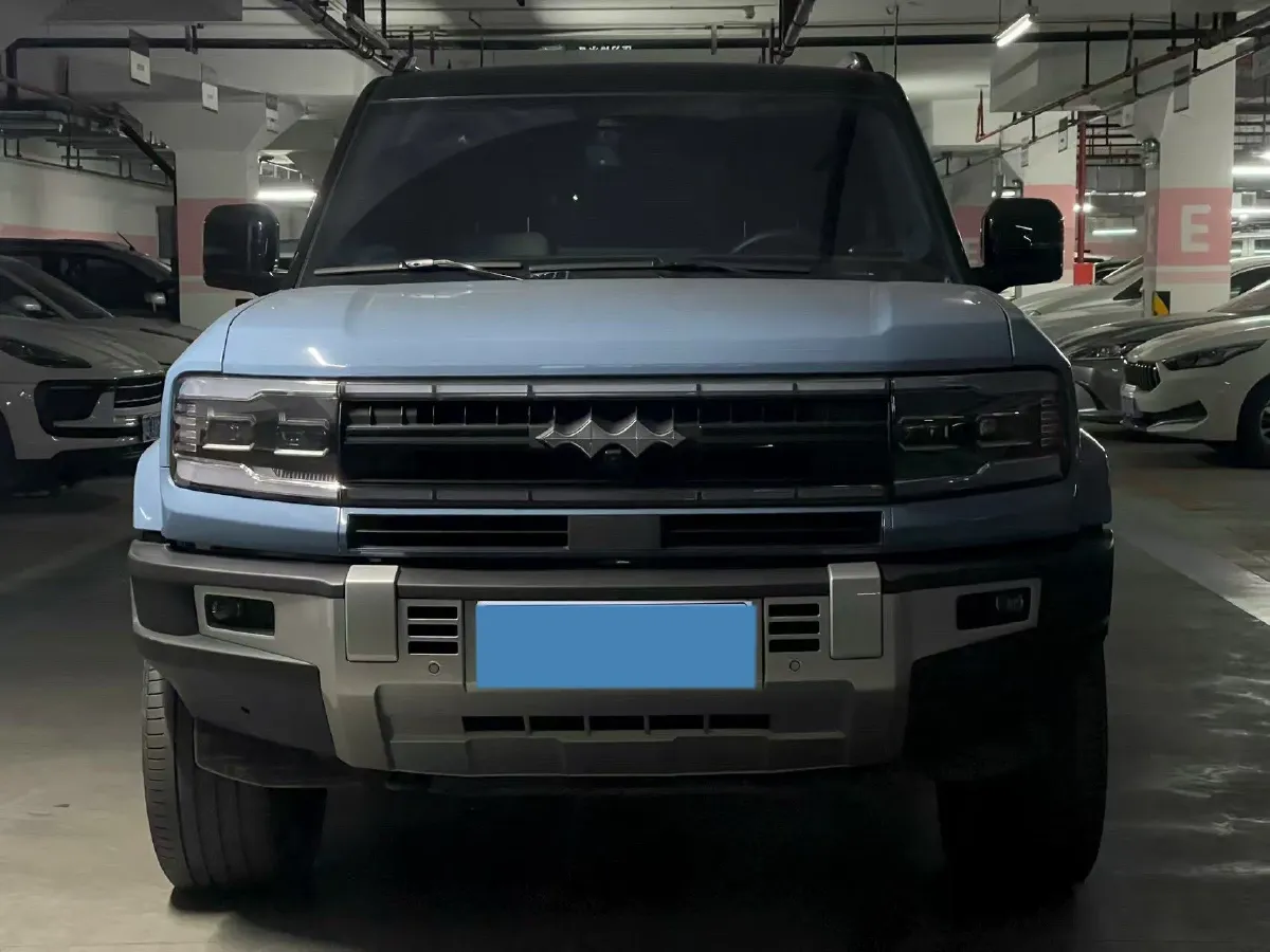 2023 FangChengBao Bao 5 1.5T 194HP L4 E-CVT PHEV 31.8KWH,autocango,china used car exporter,china ev exporter,chinese used car exporter,chinese used ev exporter