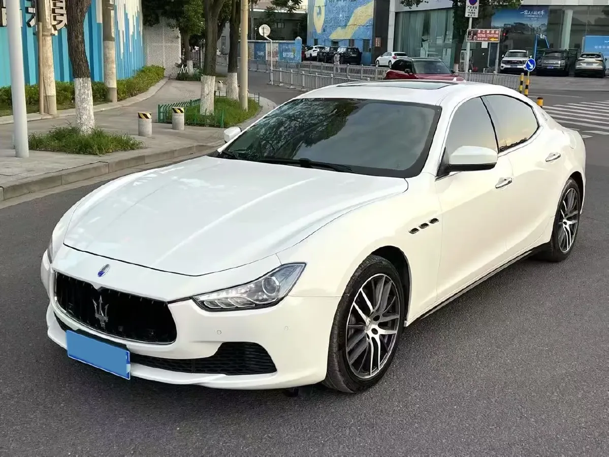 2018 Maserati Ghibli 3.0T 350HP V6 8AT,autocango,china used car exporter,china ev exporter,chinese used car exporter,chinese used ev exporter