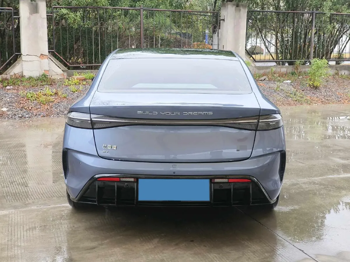 2023 BYD Seal BEV 61.4KWH,autocango,china used car exporter,china ev exporter,chinese used car exporter,chinese used ev exporter