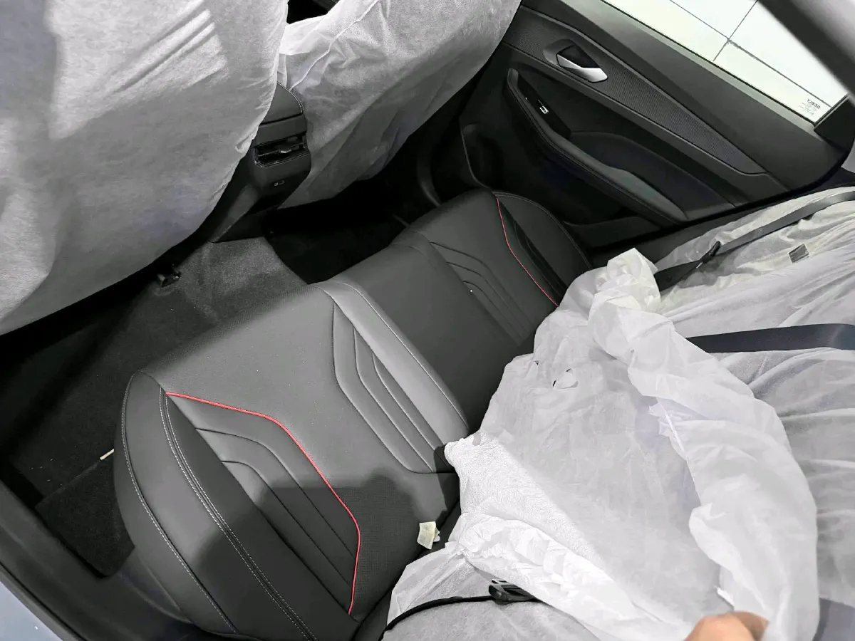 2024 Geely Binray 1.5T 181HP L4 7DCT,autocango,china used car exporter,china ev exporter,chinese used car exporter,chinese used ev exporter