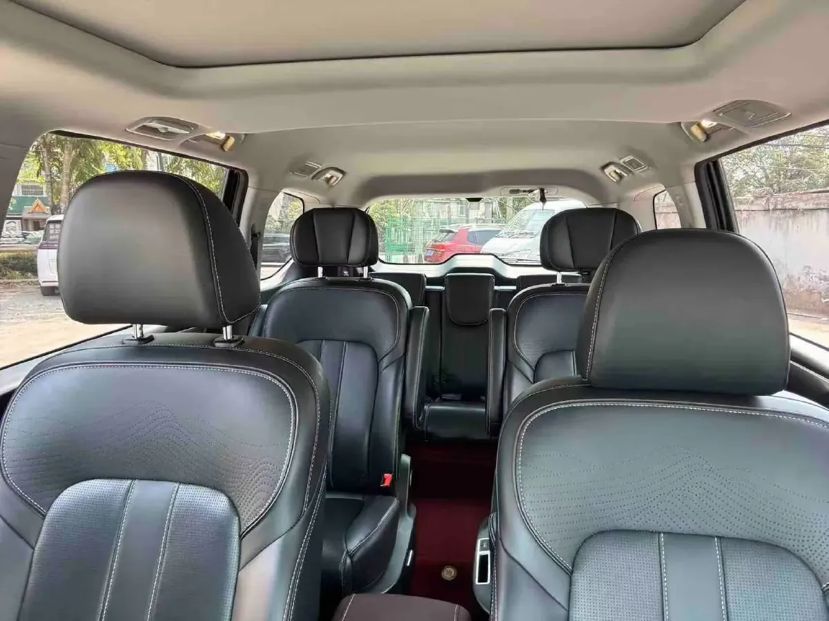 2023 GAC Trumpchi M6 1.5T 177HP L4 7DCT,autocango,china used car exporter,china ev exporter,chinese used car exporter,chinese used ev exporter