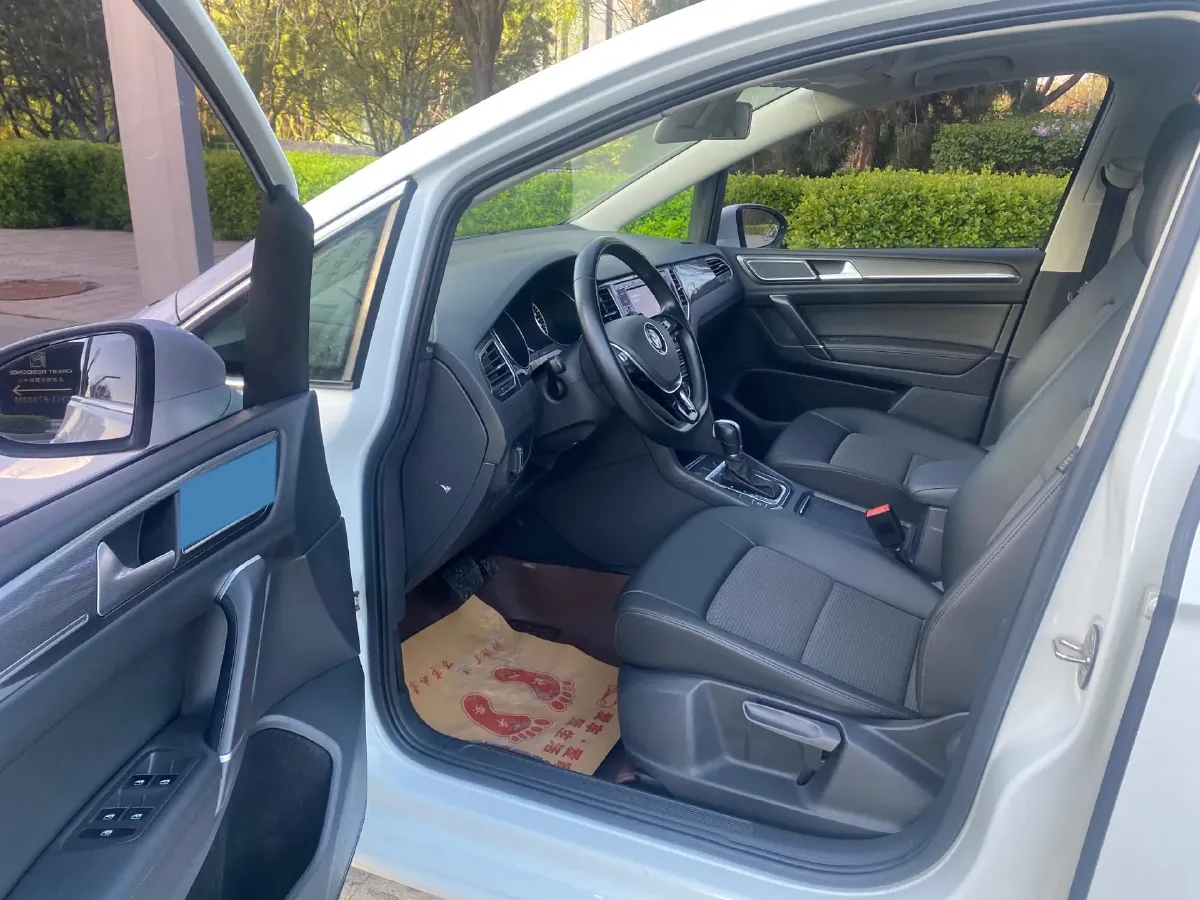 2018 Volkswagen Golf Sportsvan 1.4T 131HP L4 7DCT,autocango,china used car exporter,china ev exporter,chinese used car exporter,chinese used ev exporter