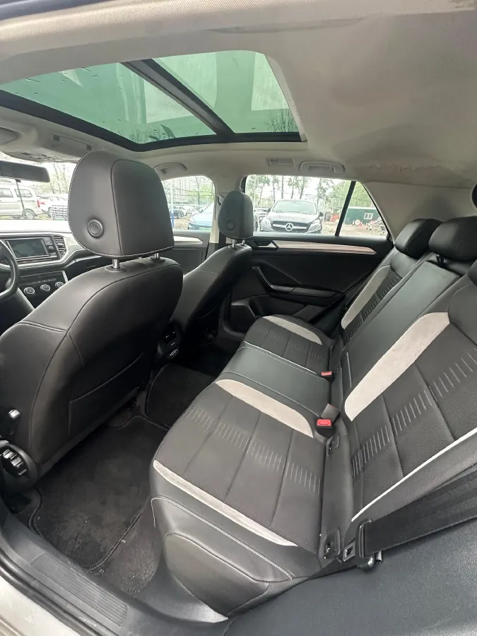 2019 Volkswagen T-Roc 1.4T 131HP L4 7DCT,autocango,china used car exporter,china ev exporter,chinese used car exporter,chinese used ev exporter