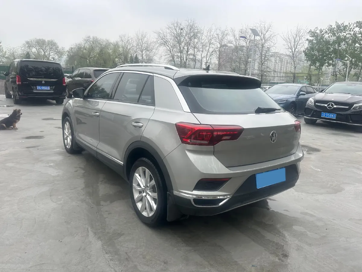 2019 Volkswagen T-Roc 1.4T 131HP L4 7DCT,autocango,china used car exporter,china ev exporter,chinese used car exporter,chinese used ev exporter