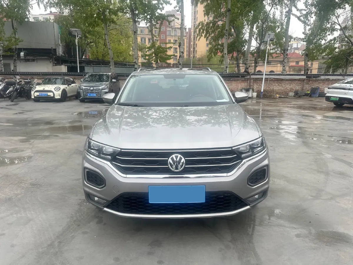 2019 Volkswagen T-Roc 1.4T 131HP L4 7DCT,autocango,china used car exporter,china ev exporter,chinese used car exporter,chinese used ev exporter