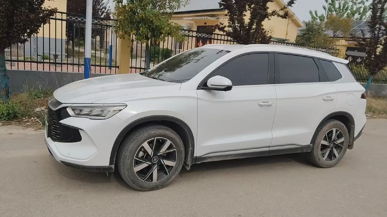 2024 BYD Song Pro 1.5L 110HP L4 E-CVT PHEV 12.9KWH,autocango,china used car exporter,china ev exporter,chinese used car exporter,chinese used ev exporter