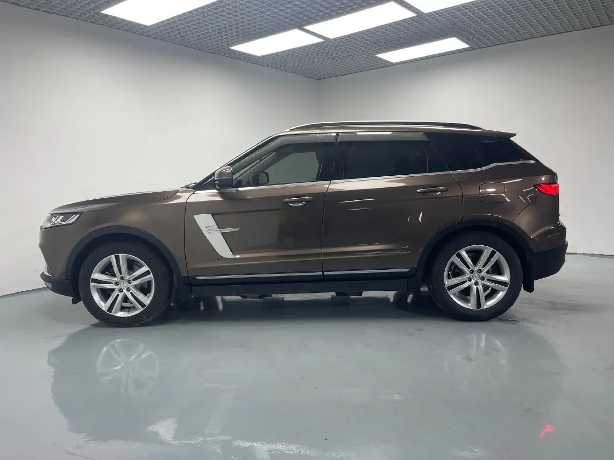 2017 Zotye T700 1.8T 177HP L4 6DCT,autocango,china used car exporter,china ev exporter,chinese used car exporter,chinese used ev exporter