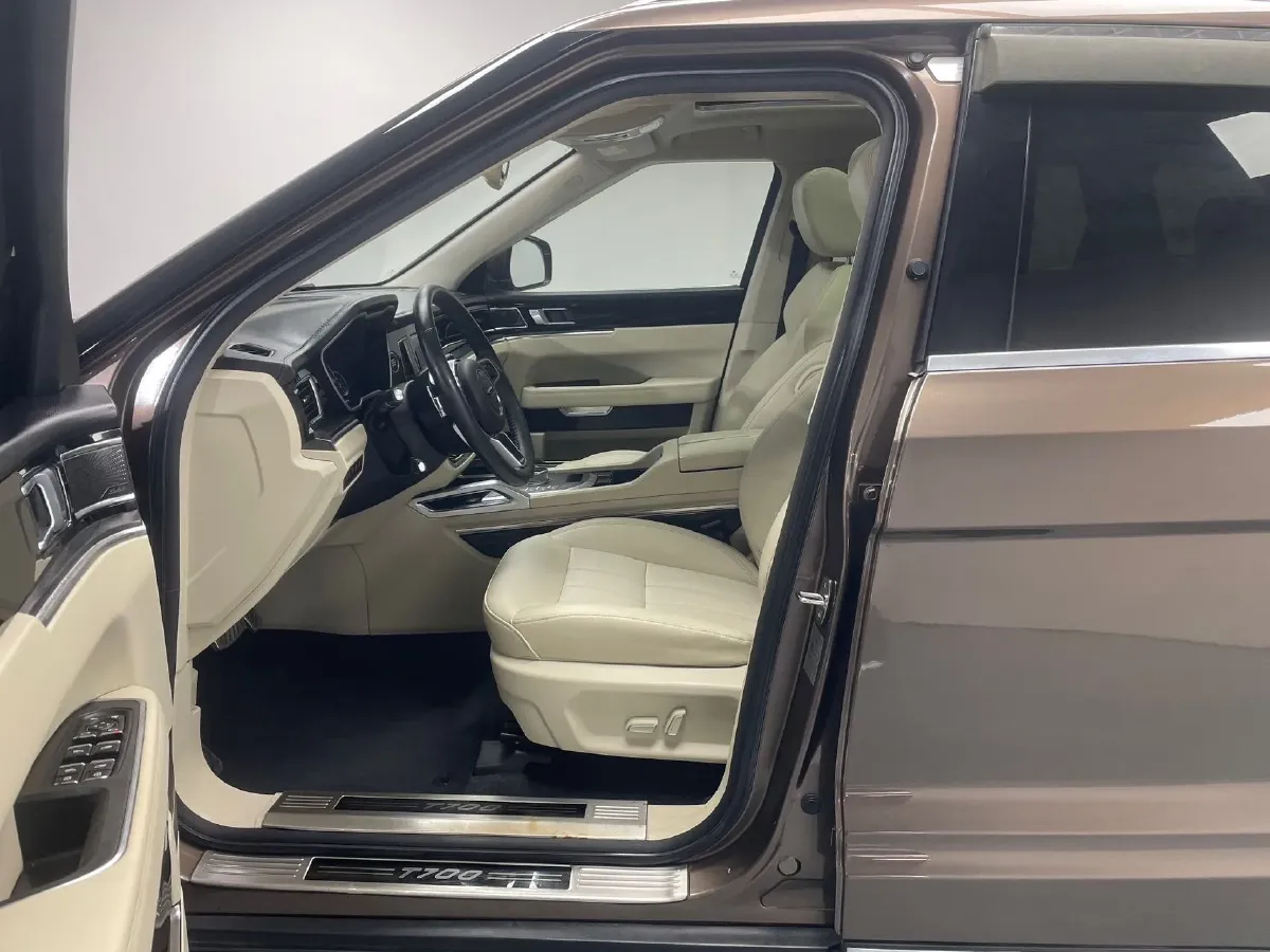 2017 Zotye T700 1.8T 177HP L4 6DCT,autocango,china used car exporter,china ev exporter,chinese used car exporter,chinese used ev exporter