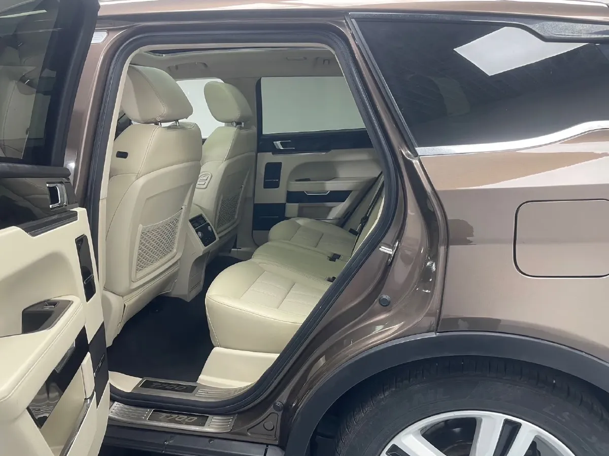 2017 Zotye T700 1.8T 177HP L4 6DCT,autocango,china used car exporter,china ev exporter,chinese used car exporter,chinese used ev exporter