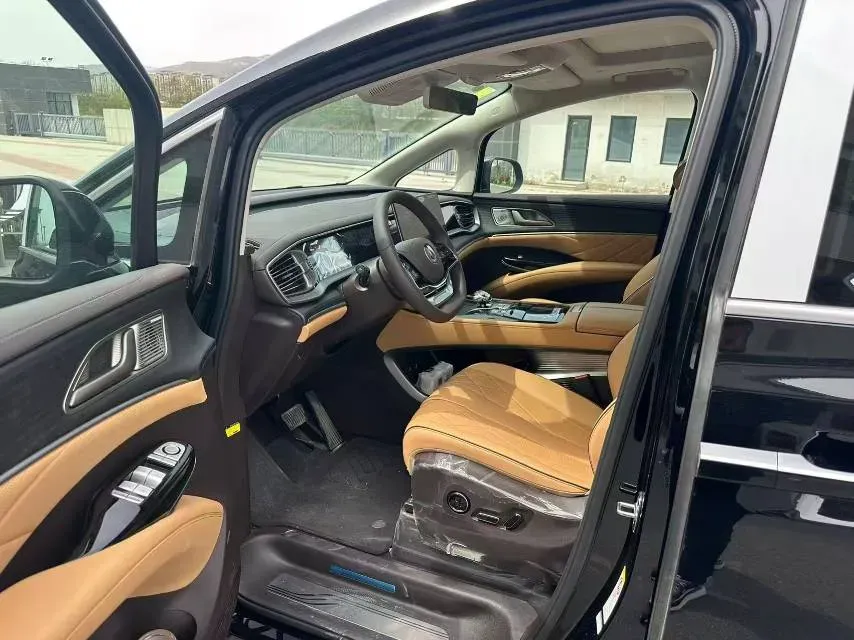 2024 Denza D9 1.5T 139HP L4 E-CVT PHEV 40KWH,autocango,china used car exporter,china ev exporter,chinese used car exporter,chinese used ev exporter