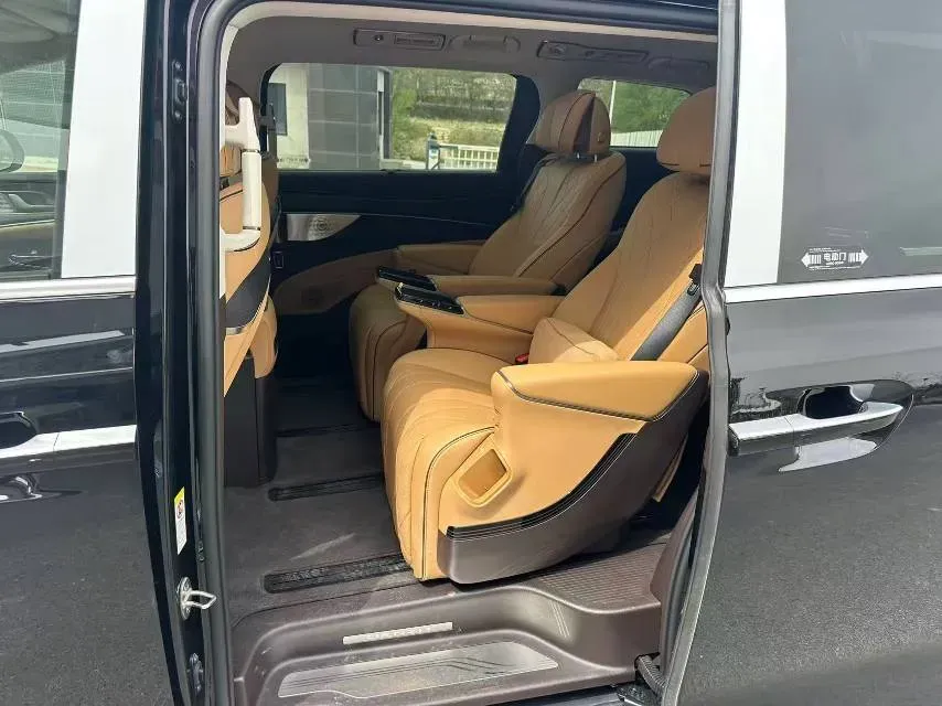 2024 Denza D9 1.5T 139HP L4 E-CVT PHEV 40KWH,autocango,china used car exporter,china ev exporter,chinese used car exporter,chinese used ev exporter