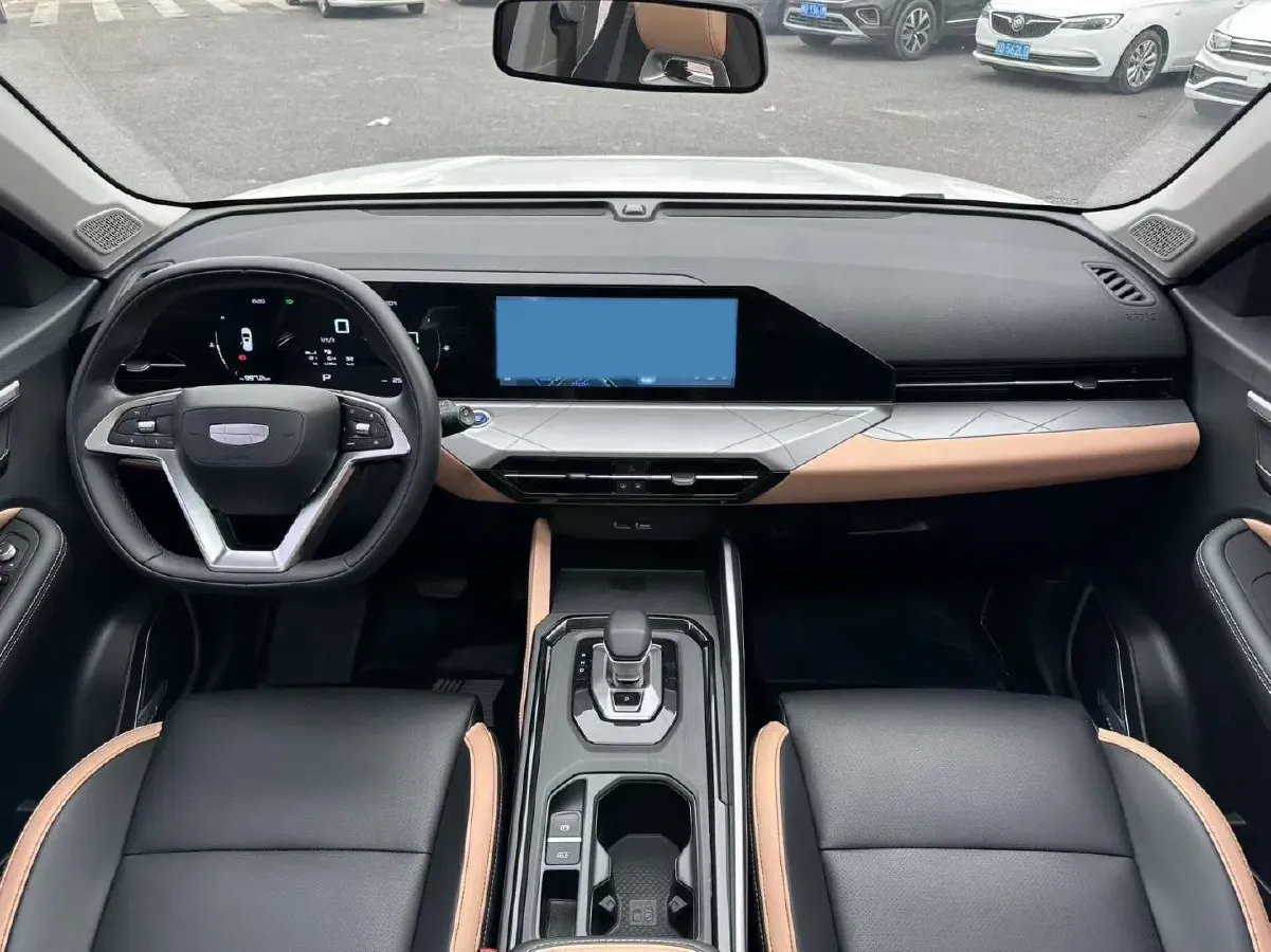 2024 Geely OkavangoPRO 1.5T 181HP L4 7DCT,autocango,china used car exporter,china ev exporter,chinese used car exporter,chinese used ev exporter