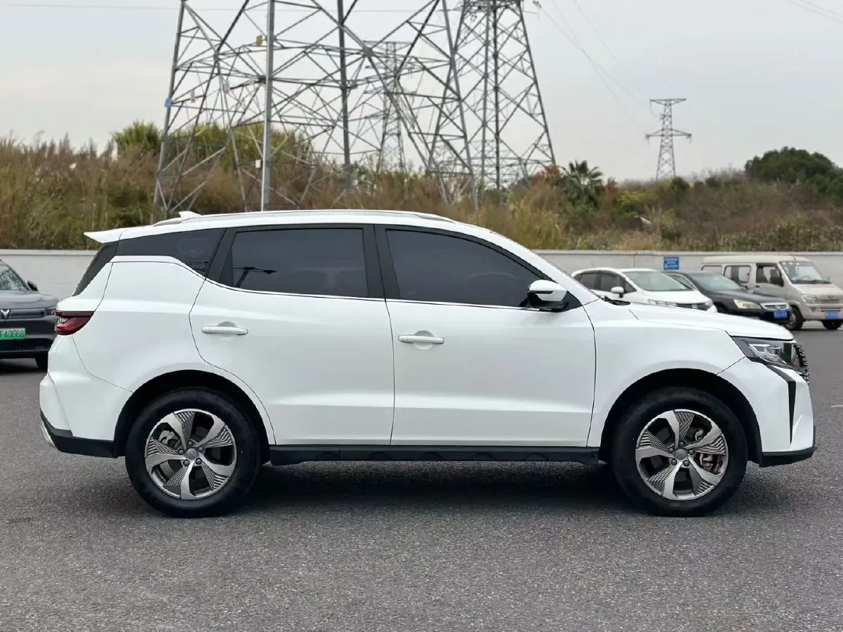 2024 Geely OkavangoPRO 1.5T 181HP L4 7DCT,autocango,china used car exporter,china ev exporter,chinese used car exporter,chinese used ev exporter