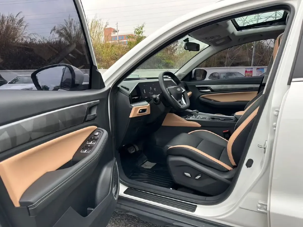 2024 Geely OkavangoPRO 1.5T 181HP L4 7DCT,autocango,china used car exporter,china ev exporter,chinese used car exporter,chinese used ev exporter