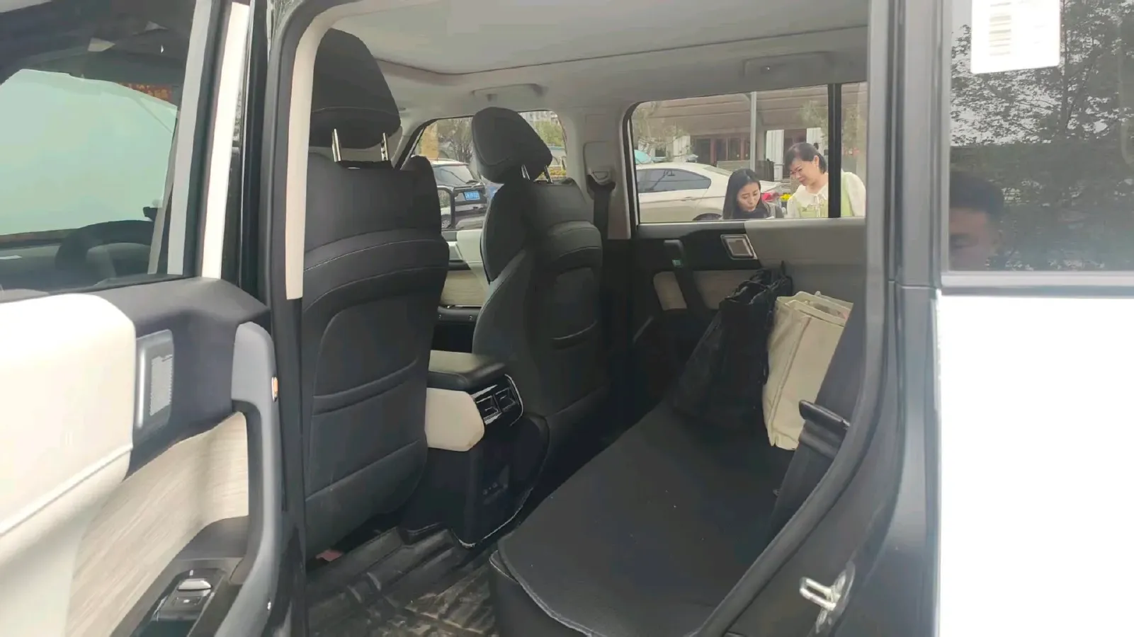 2024 iCAR iCAR 03T BEV 69.77KWH,autocango,china used car exporter,china ev exporter,chinese used car exporter,chinese used ev exporter