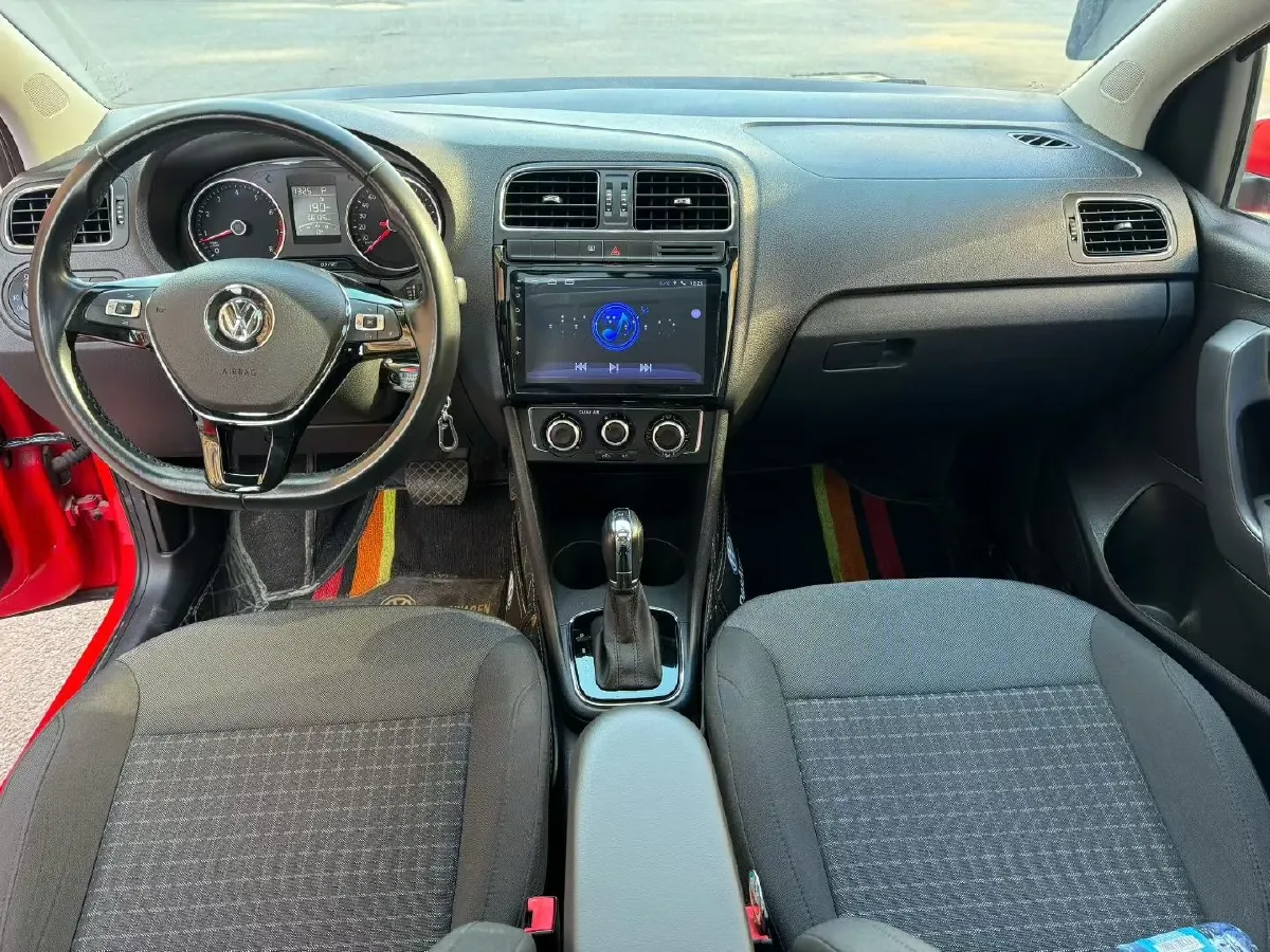 2016 Volkswagen Polo 1.6L 110HP L4 6AT,autocango,china used car exporter,china ev exporter,chinese used car exporter,chinese used ev exporter