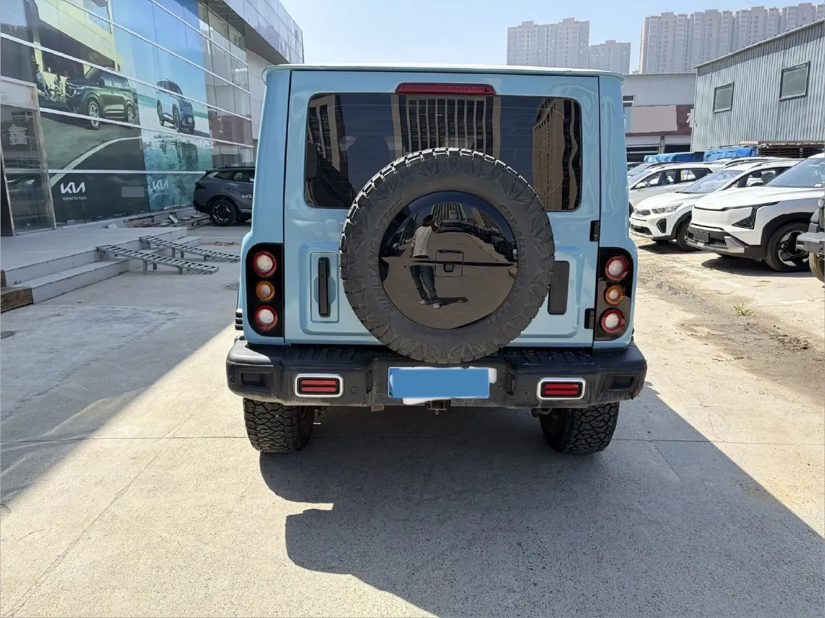 2025 212 212 T01 2.0T 252HP L4 8AT,autocango,china used car exporter,china ev exporter,chinese used car exporter,chinese used ev exporter