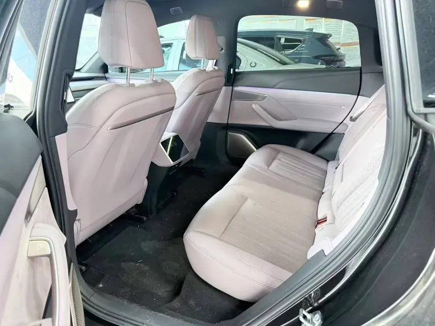 2024 ChangAn Hunter 2.0T 190HP L4 REEV 31.18KWH,autocango,china used car exporter,china ev exporter,chinese used car exporter,chinese used ev exporter