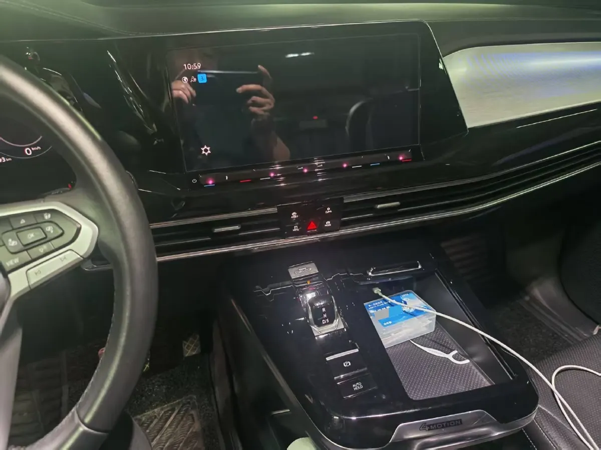 2023 Volkswagen Talagon 2.0T 220HP L4 7DCT,autocango,china used car exporter,china ev exporter,chinese used car exporter,chinese used ev exporter