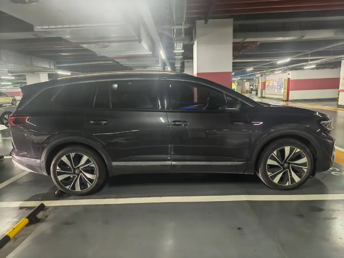 2023 Volkswagen Talagon 2.0T 220HP L4 7DCT,autocango,china used car exporter,china ev exporter,chinese used car exporter,chinese used ev exporter