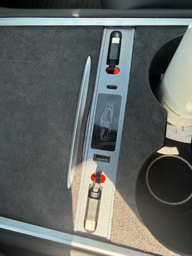 2021 MINI COUNTRYMAN 1.5T 136HP L3 8AT,autocango,china used car exporter,china ev exporter,chinese used car exporter,chinese used ev exporter