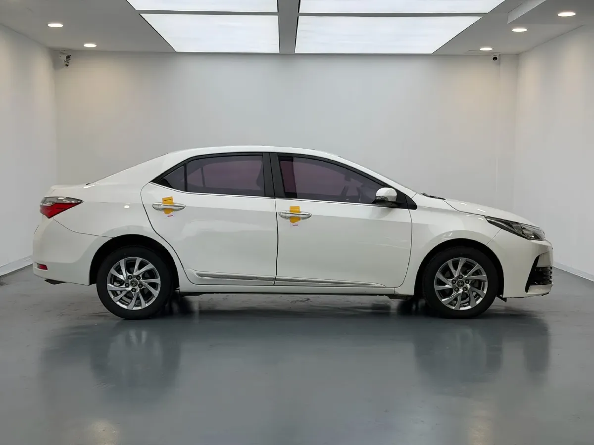 2017 Toyota Corolla 1.2T 116HP L4 CVT,autocango,china used car exporter,china ev exporter,chinese used car exporter,chinese used ev exporter