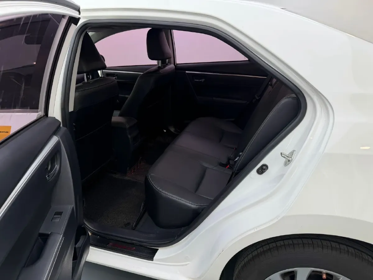 2017 Toyota Corolla 1.2T 116HP L4 CVT,autocango,china used car exporter,china ev exporter,chinese used car exporter,chinese used ev exporter