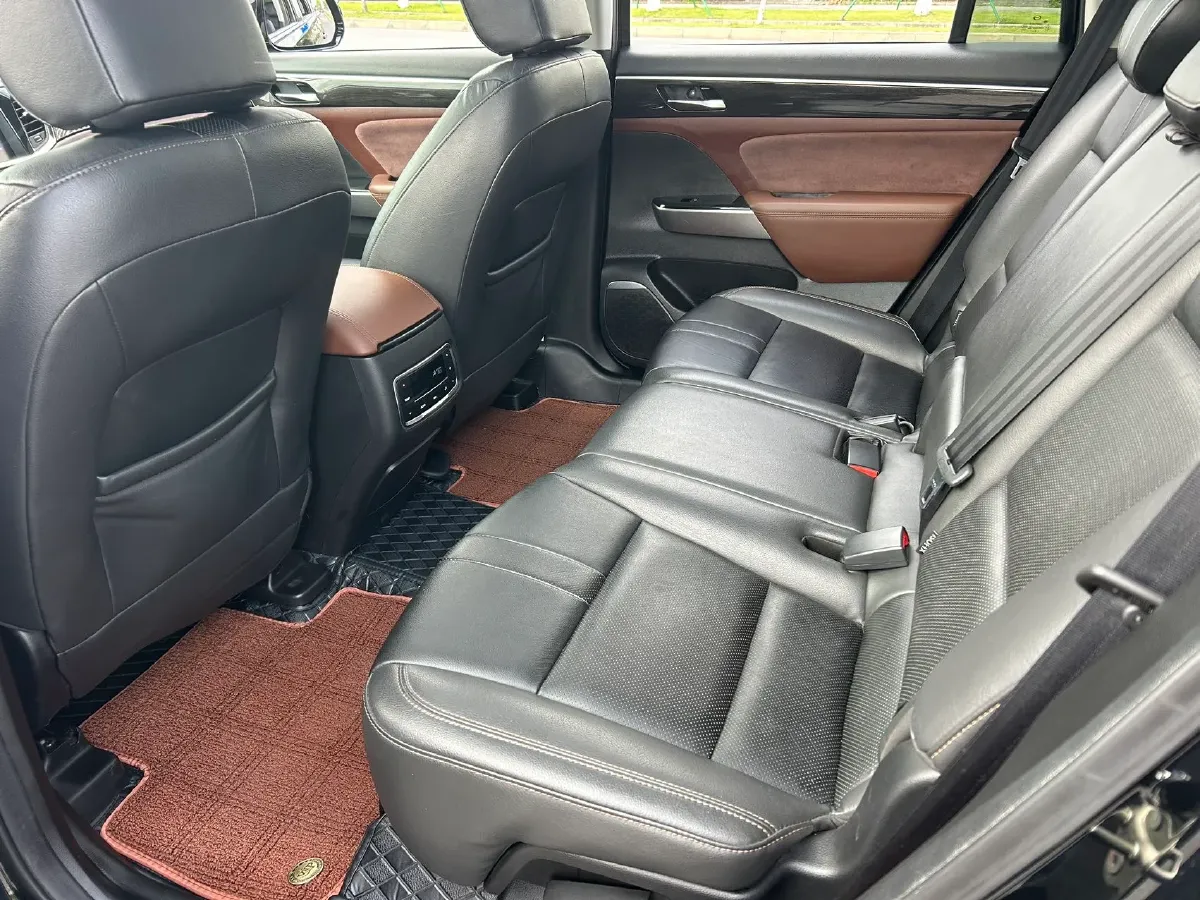 2017 GAC Trumpchi GS8 2.0T 201HP L4 6AT,autocango,china used car exporter,china ev exporter,chinese used car exporter,chinese used ev exporter