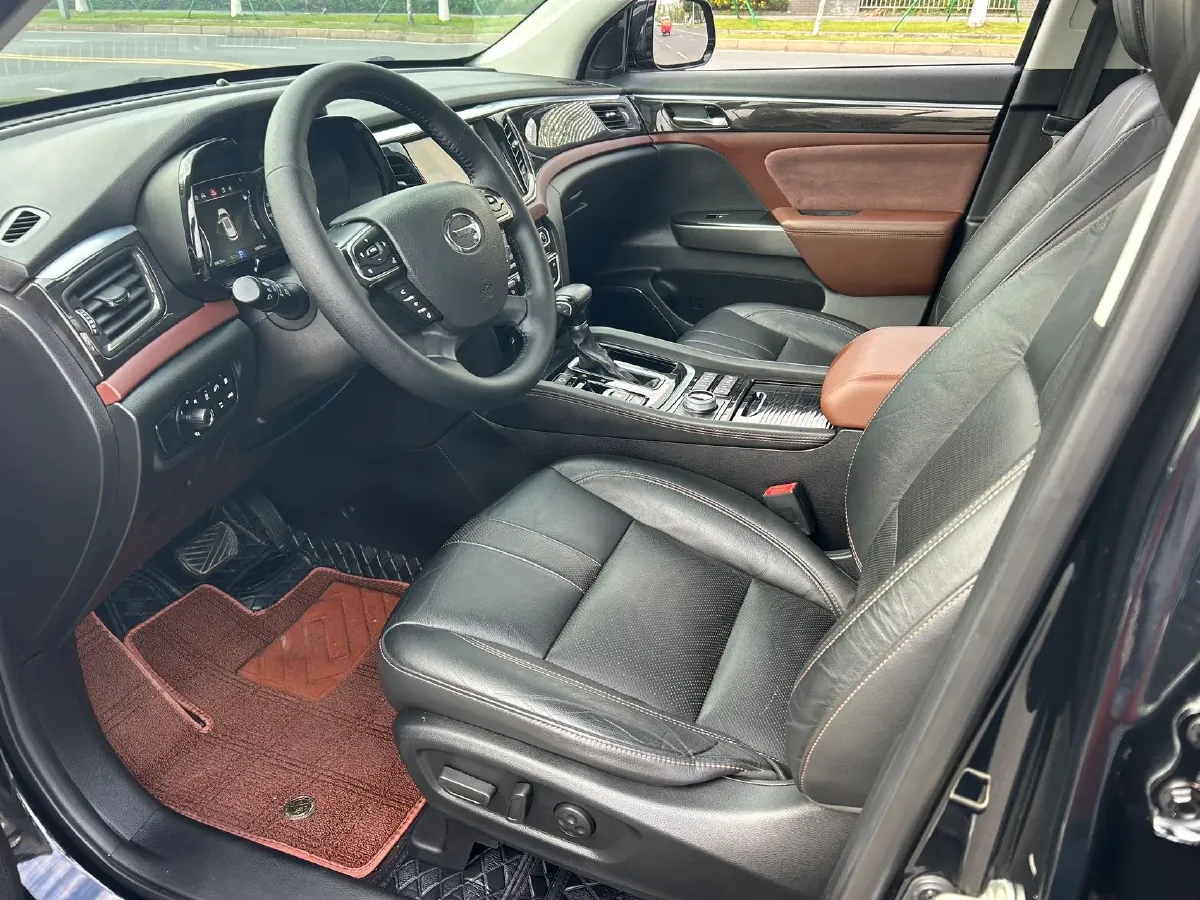 2017 GAC Trumpchi GS8 2.0T 201HP L4 6AT,autocango,china used car exporter,china ev exporter,chinese used car exporter,chinese used ev exporter