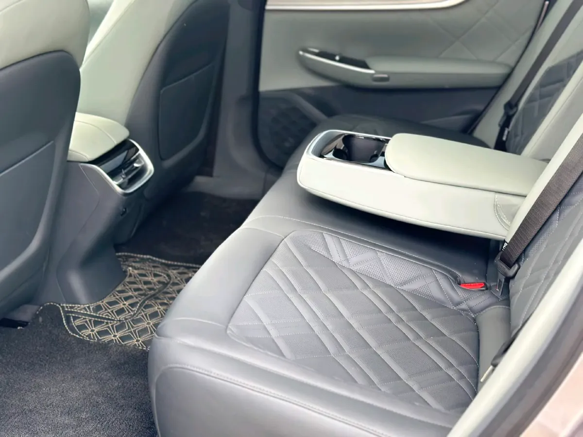 2025 ChangAn QiYuan A07 BEV 79.97KWH,autocango,china used car exporter,china ev exporter,chinese used car exporter,chinese used ev exporter