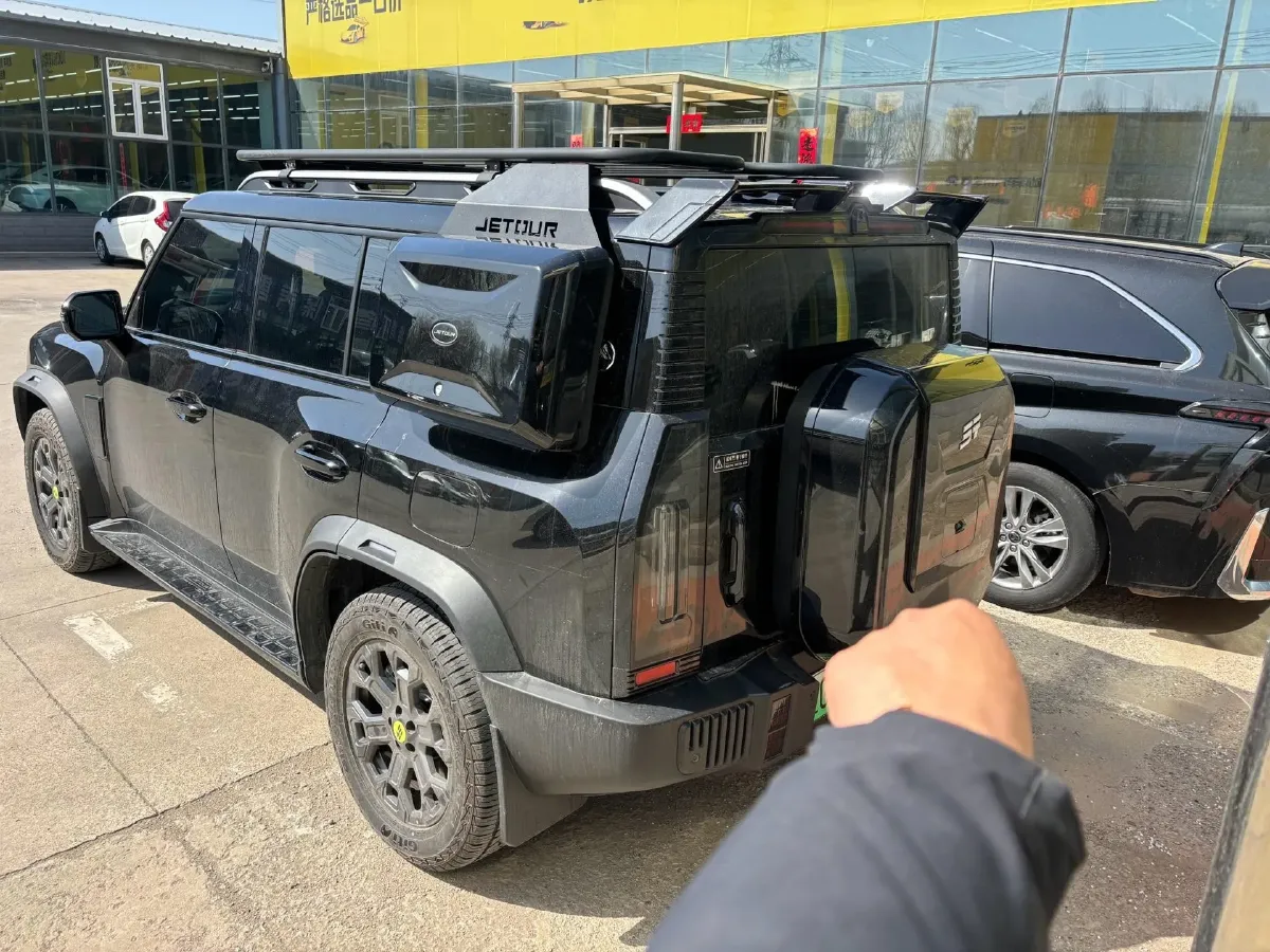 2024 Jetour ShanHai TravellerC-DM 1.5T 156HP L4 3DHT PHEV 43.24KWH,autocango,china used car exporter,china ev exporter,chinese used car exporter,chinese used ev exporter