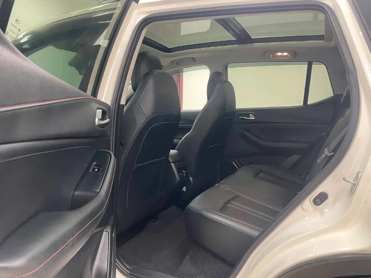 2021 GAC Trumpchi GS4 1.5T 169HP L4 6AT,autocango,china used car exporter,china ev exporter,chinese used car exporter,chinese used ev exporter