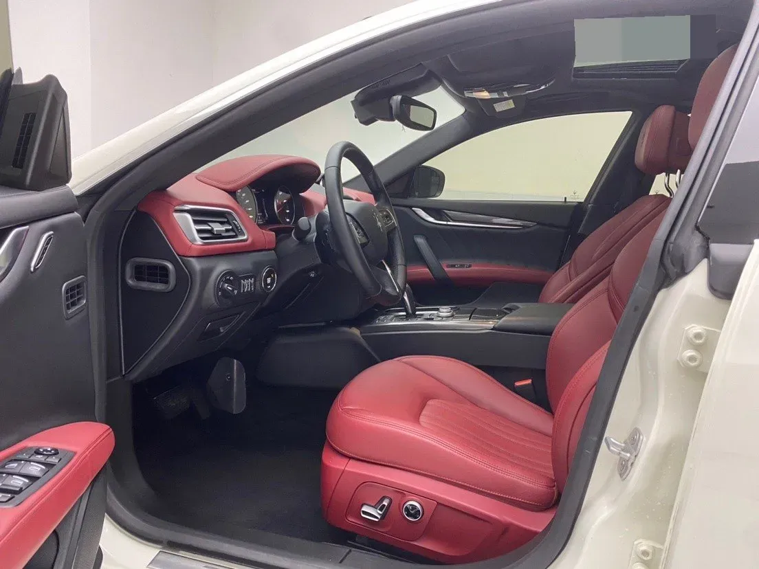 2022 Audi Q7 2.0T 245HP L4 8AT,autocango,china used car exporter,china ev exporter,chinese used car exporter,chinese used ev exporter