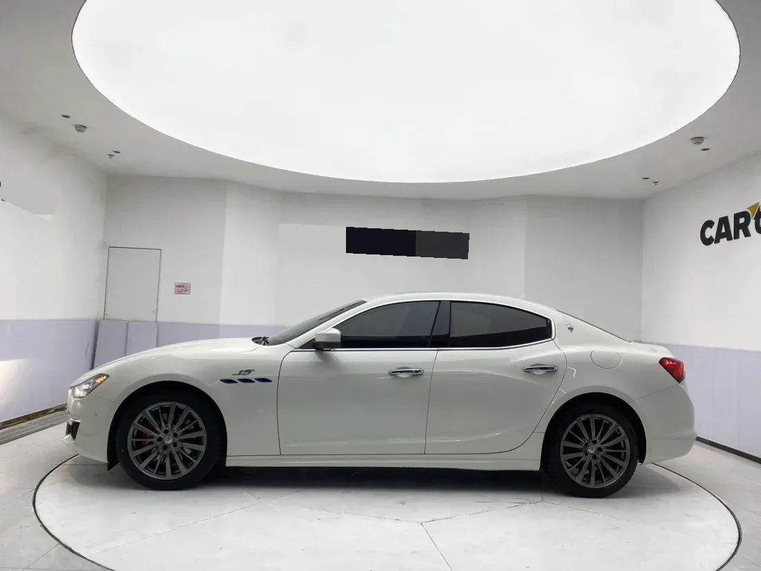 2022 Audi Q7 2.0T 245HP L4 8AT,autocango,china used car exporter,china ev exporter,chinese used car exporter,chinese used ev exporter