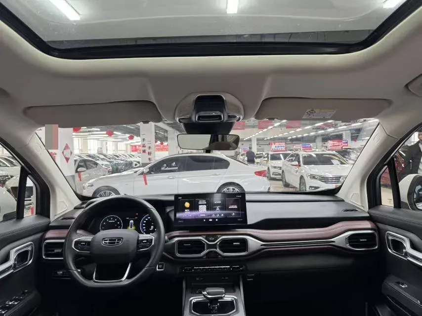 2022 Geely Okavango 1.8T 184HP L4 7DCT,autocango,china used car exporter,china ev exporter,chinese used car exporter,chinese used ev exporter