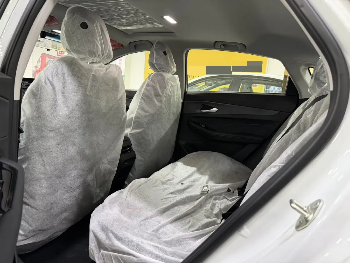 2024 Geely Binray 1.5T 181HP L4 7DCT,autocango,china used car exporter,china ev exporter,chinese used car exporter,chinese used ev exporter