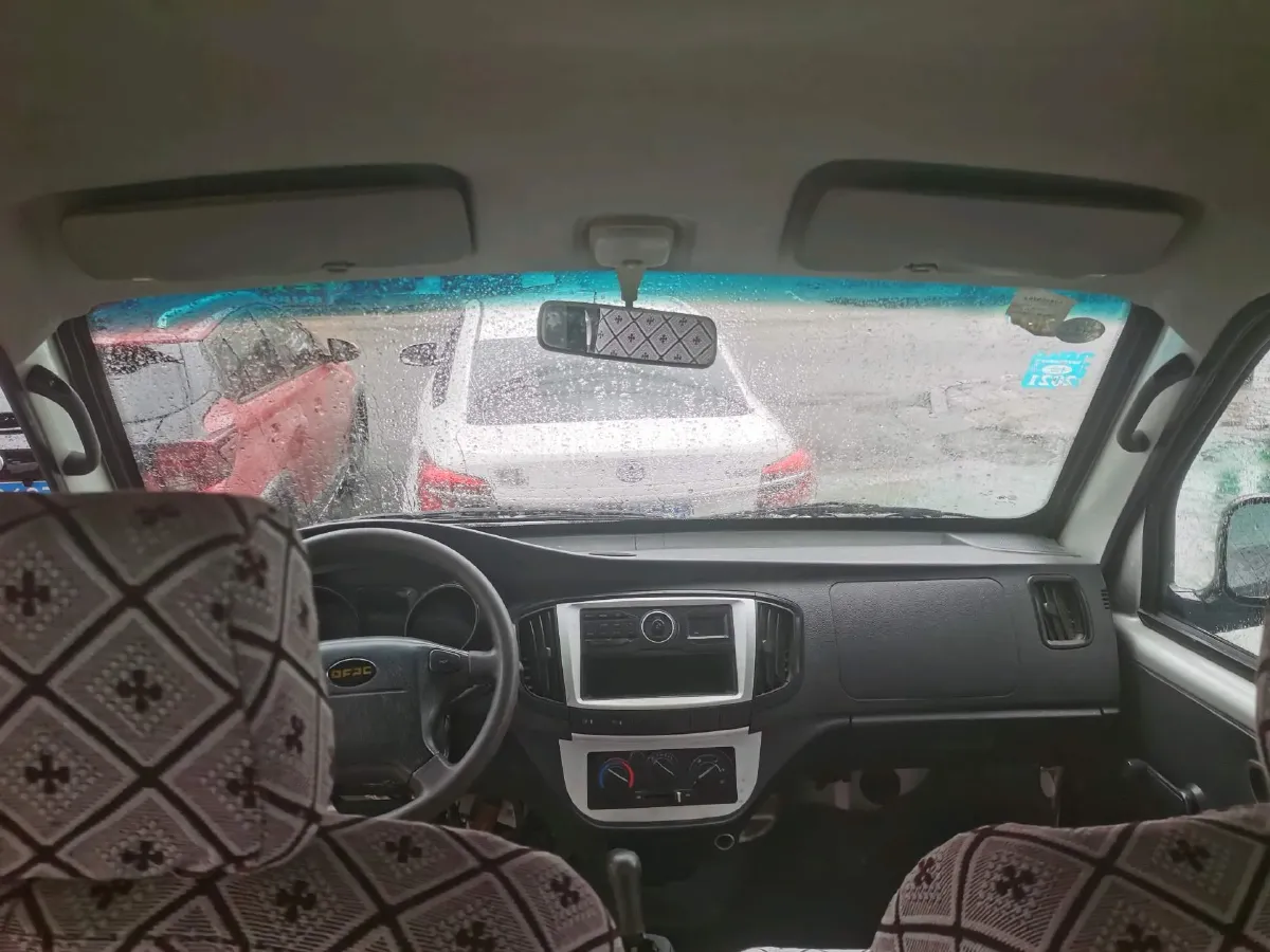 2017 DongFeng Forthing Joyear X5 1.6L 122HP L4 5MT,autocango,china used car exporter,china ev exporter,chinese used car exporter,chinese used ev exporter