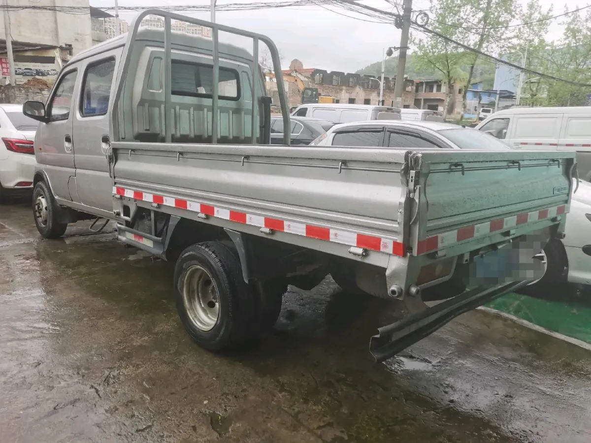 2017 DongFeng Forthing Joyear X5 1.6L 122HP L4 5MT,autocango,china used car exporter,china ev exporter,chinese used car exporter,chinese used ev exporter