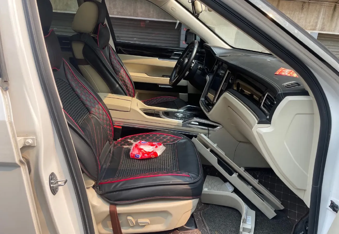 2017 Zotye T700 1.8T 177HP L4 6DCT,autocango,china used car exporter,china ev exporter,chinese used car exporter,chinese used ev exporter