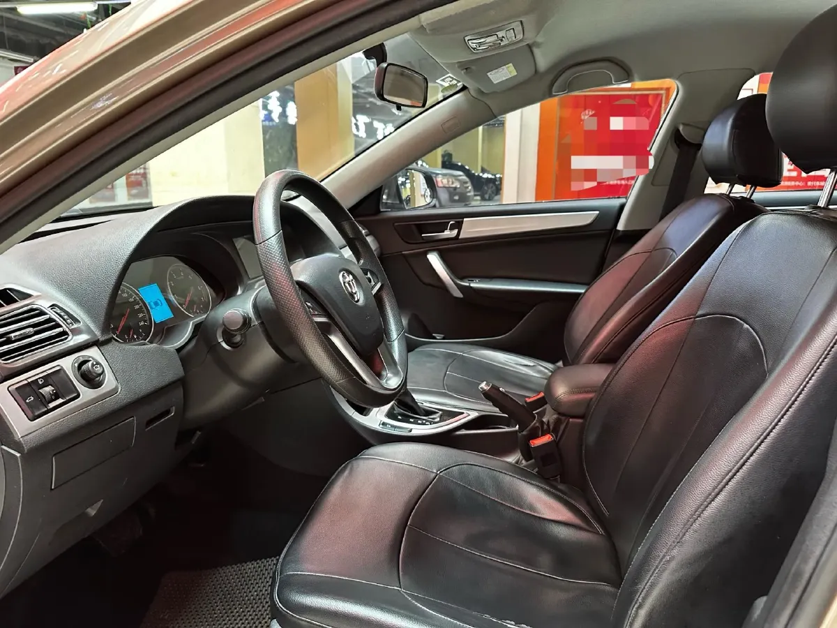 2017 Brilliance Auto H530 1.6L 118HP L4 5AT,autocango,china used car exporter,china ev exporter,chinese used car exporter,chinese used ev exporter