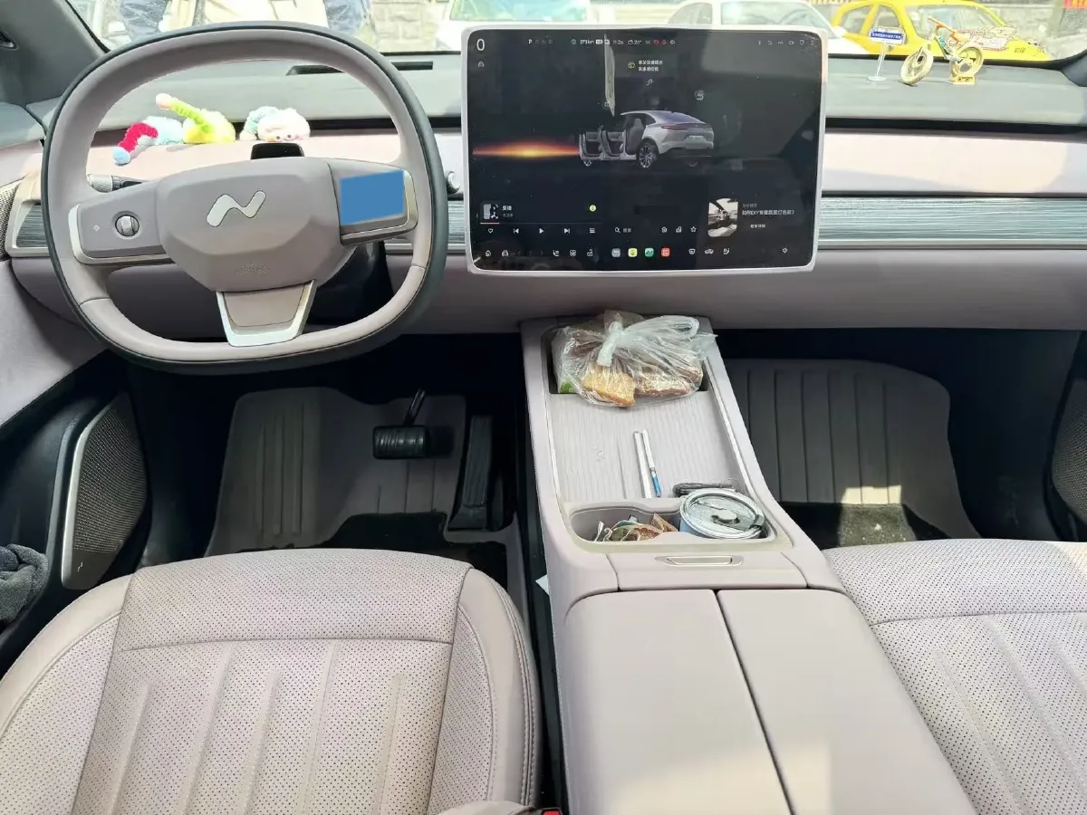 2024 ONVO L60 BEV 60KWH,autocango,china used car exporter,china ev exporter,chinese used car exporter,chinese used ev exporter