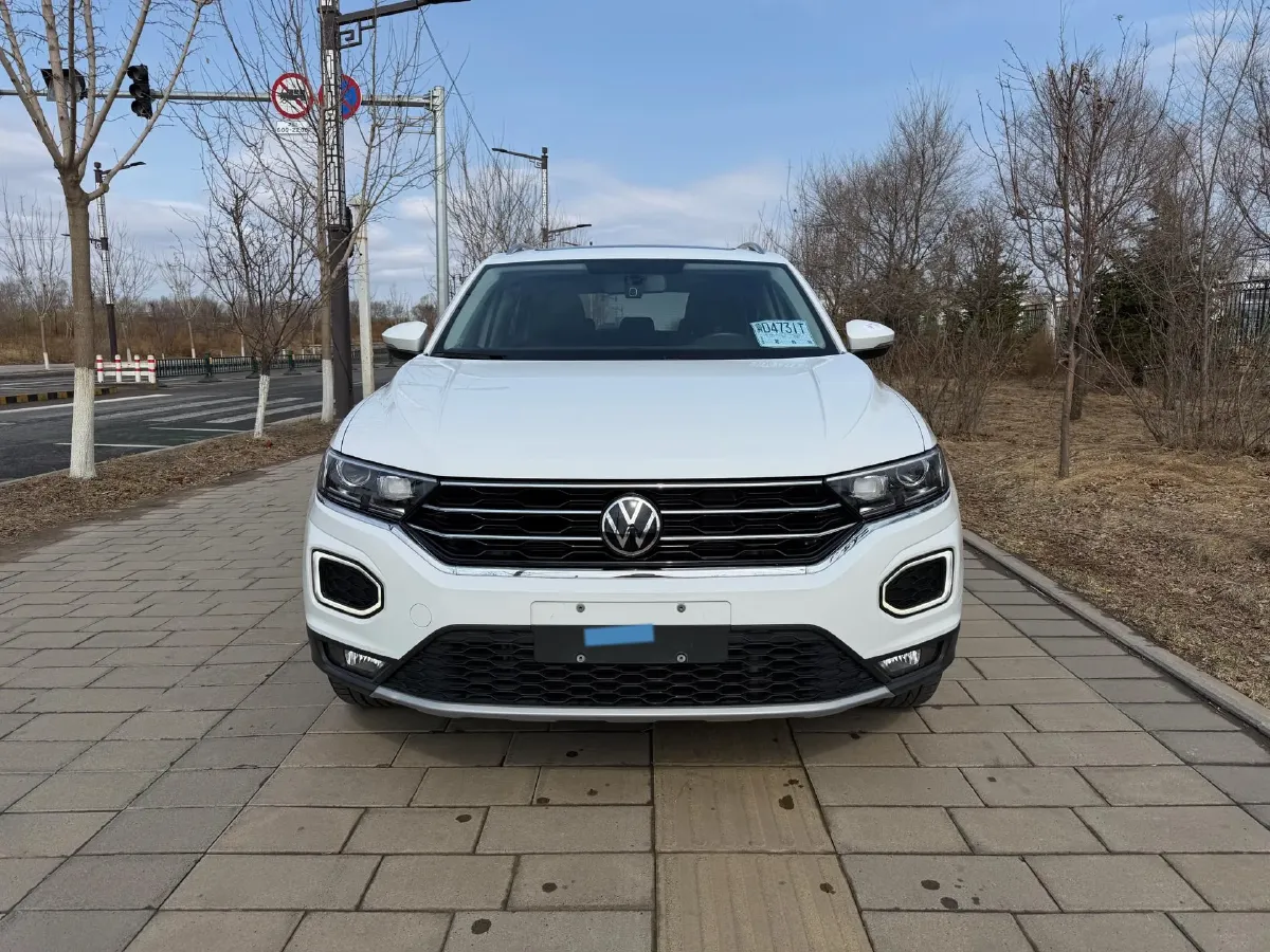 2022 Volkswagen T-Roc 1.4T 150HP L4 7DCT,autocango,china used car exporter,china ev exporter,chinese used car exporter,chinese used ev exporter
