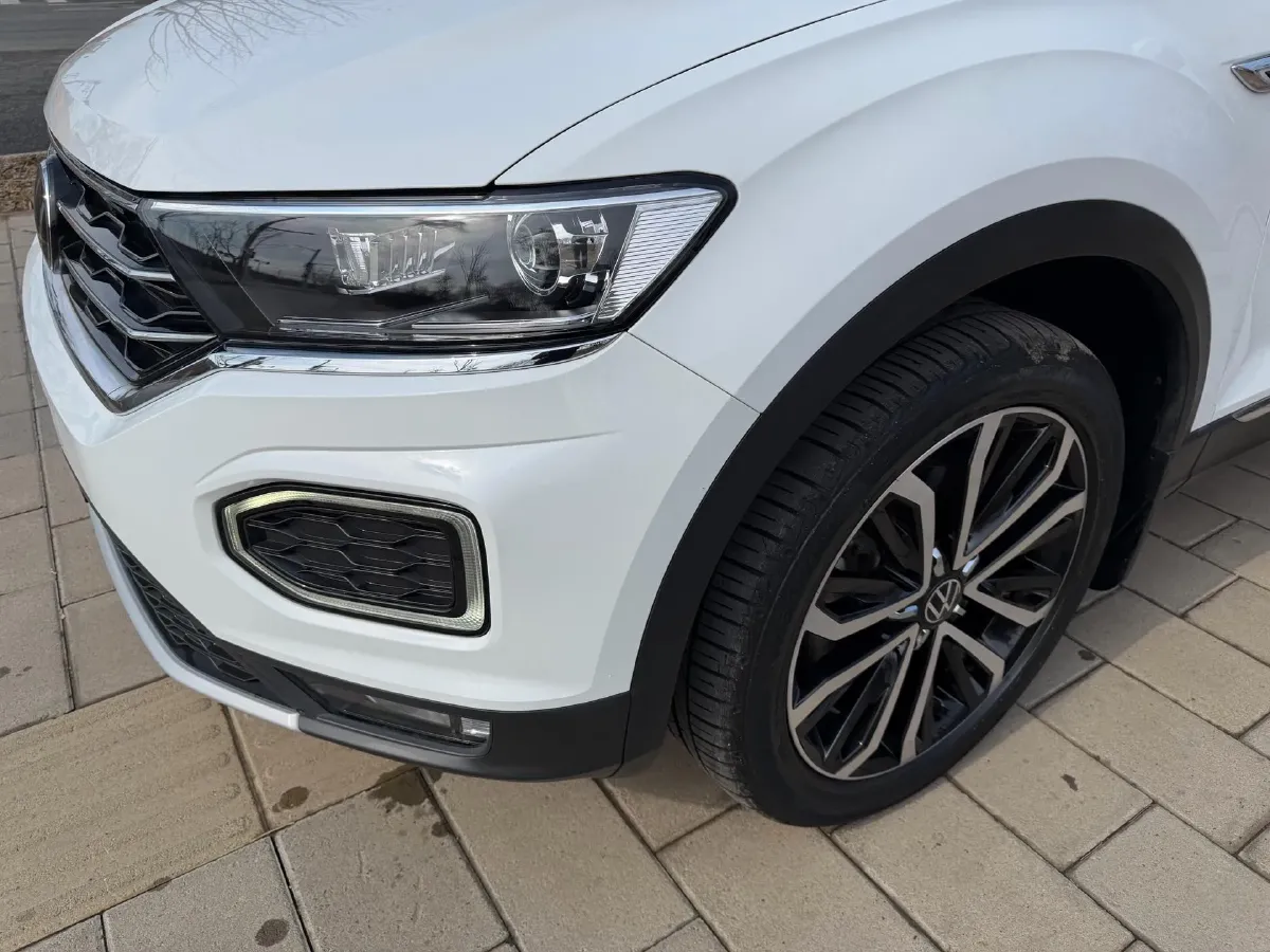 2022 Volkswagen T-Roc 1.4T 150HP L4 7DCT,autocango,china used car exporter,china ev exporter,chinese used car exporter,chinese used ev exporter