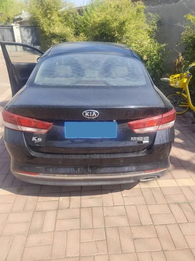 2016 Kia K5 2.0L 161HP L4 6AT,autocango,china used car exporter,china ev exporter,chinese used car exporter,chinese used ev exporter
