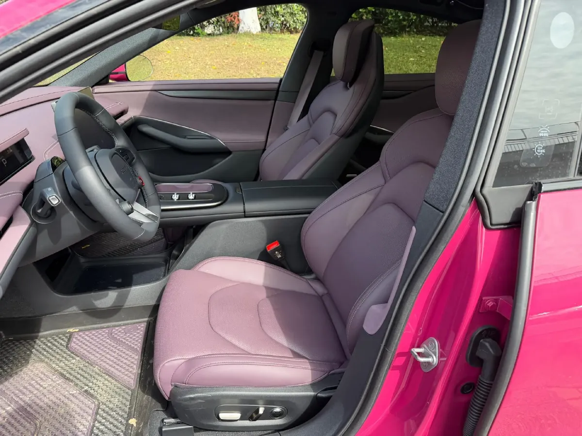 2024 MI SU7 BEV 73.6KWH,autocango,china used car exporter,china ev exporter,chinese used car exporter,chinese used ev exporter