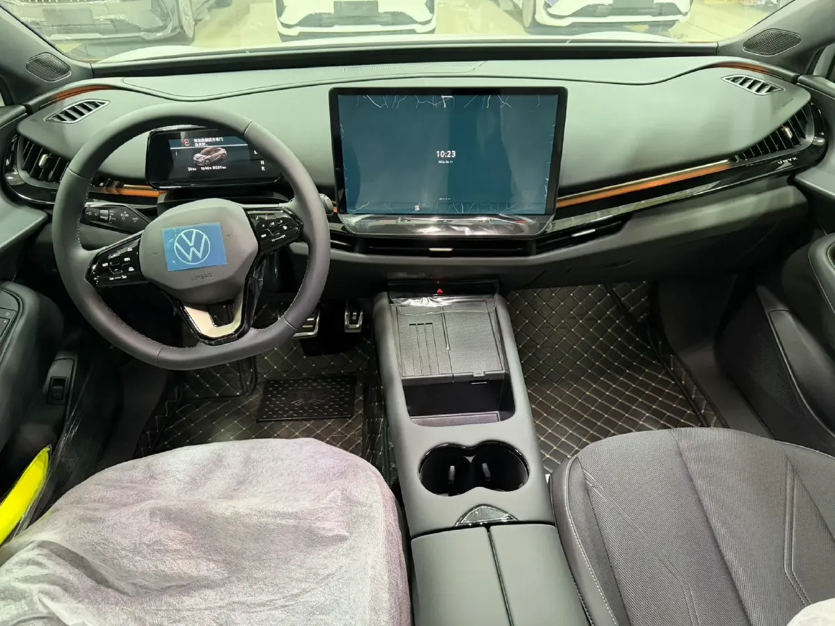 2025 Volkswagen ID.UNYX 06 BEV,autocango,china used car exporter,china ev exporter,chinese used car exporter,chinese used ev exporter