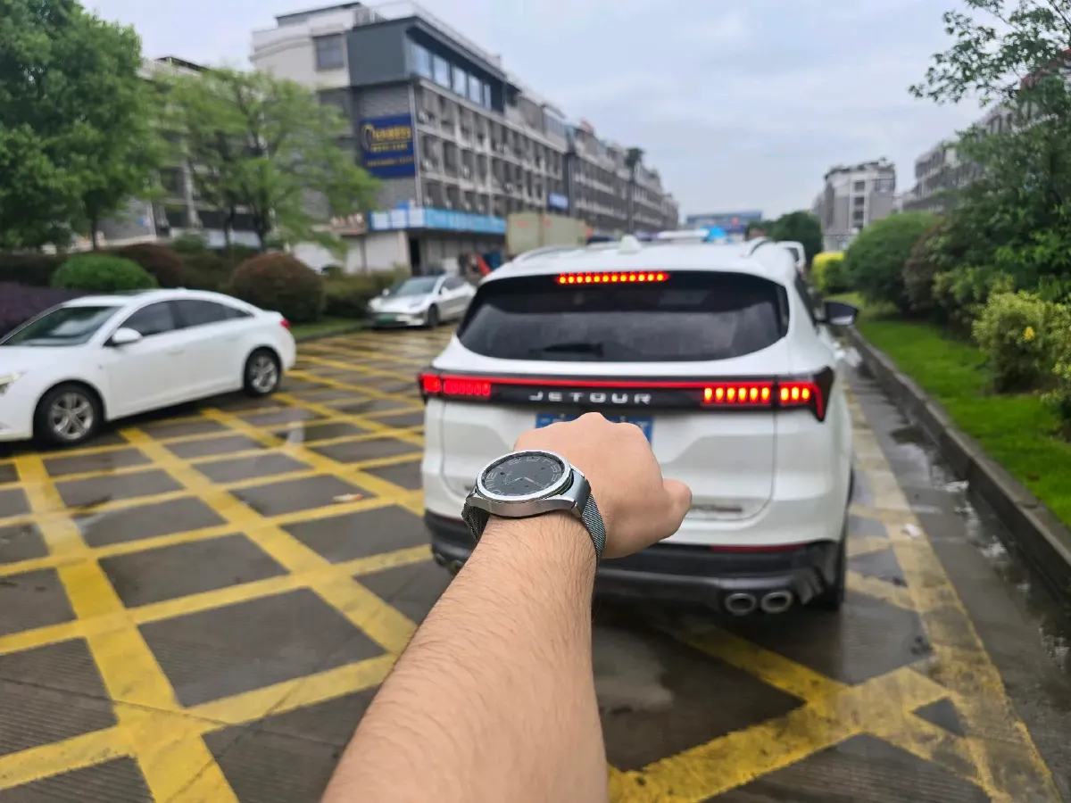 2023 Jetour X70 Plus 1.5T 156HP L4 6MT,autocango,china used car exporter,china ev exporter,chinese used car exporter,chinese used ev exporter