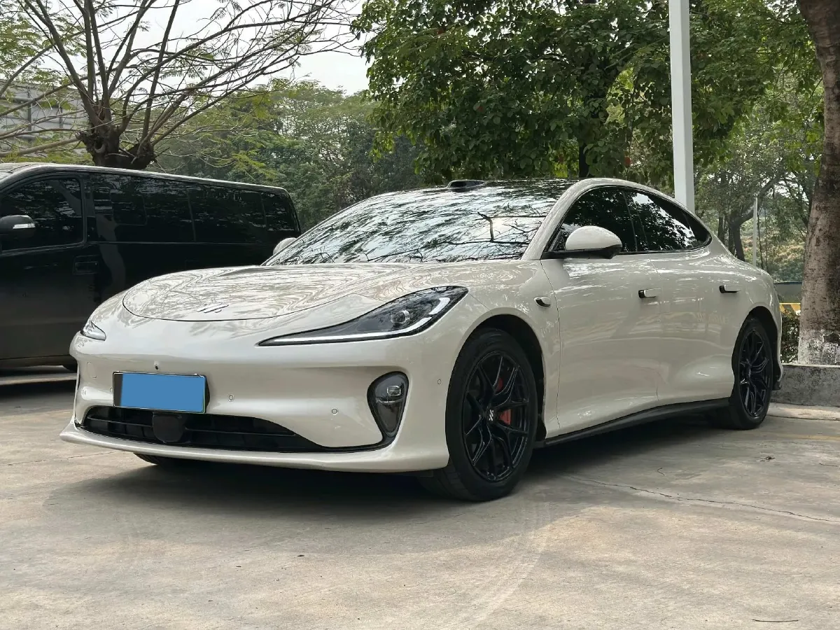 2025 IM L6 BEV,autocango,china used car exporter,china ev exporter,chinese used car exporter,chinese used ev exporter