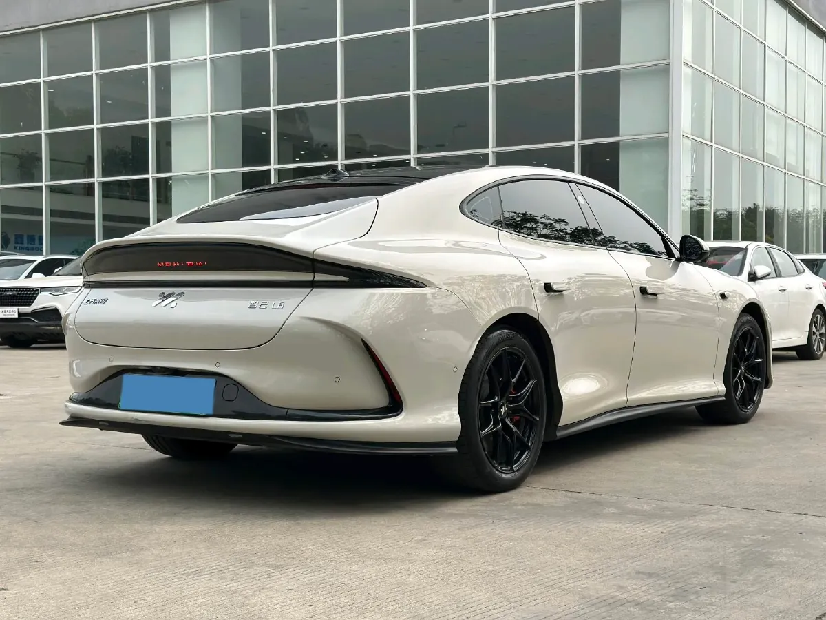 2025 IM L6 BEV,autocango,china used car exporter,china ev exporter,chinese used car exporter,chinese used ev exporter